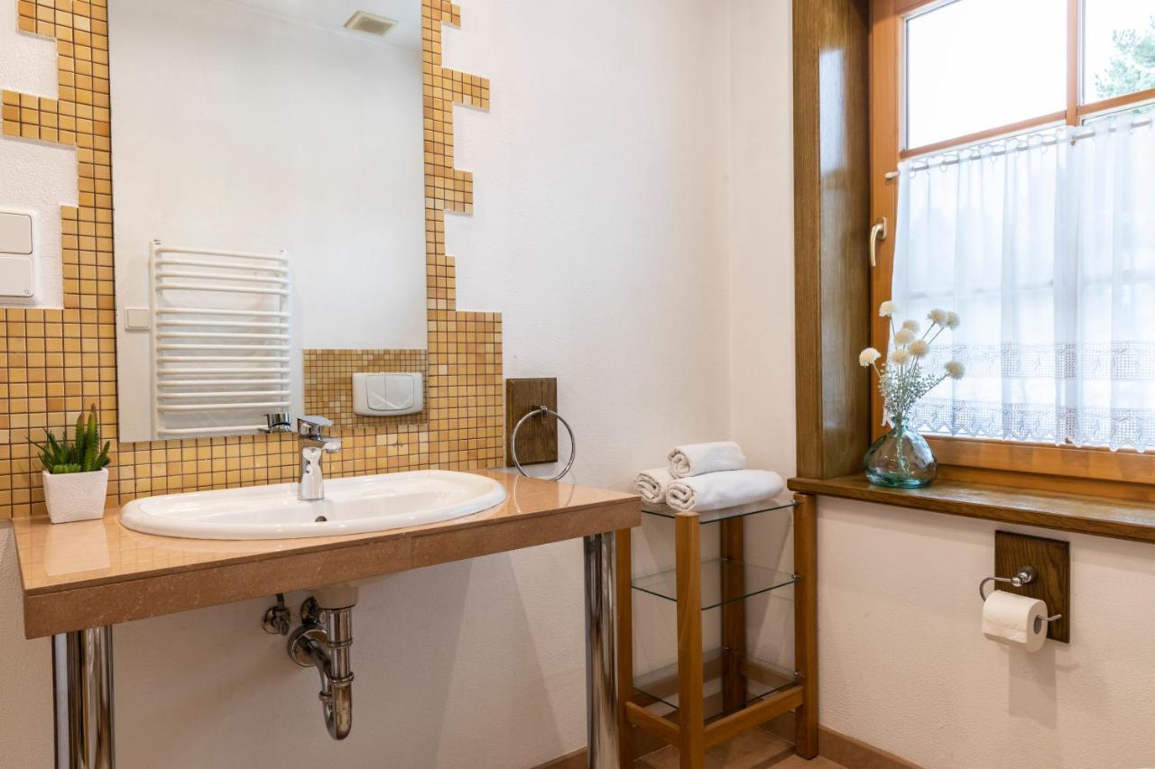 Apartamenty Panorama كوشتيليسكا المظهر الخارجي الصورة